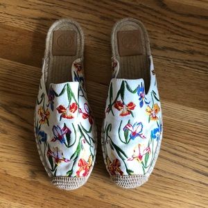 Tory Burch Embroider Mule Espadrilles Style Flats